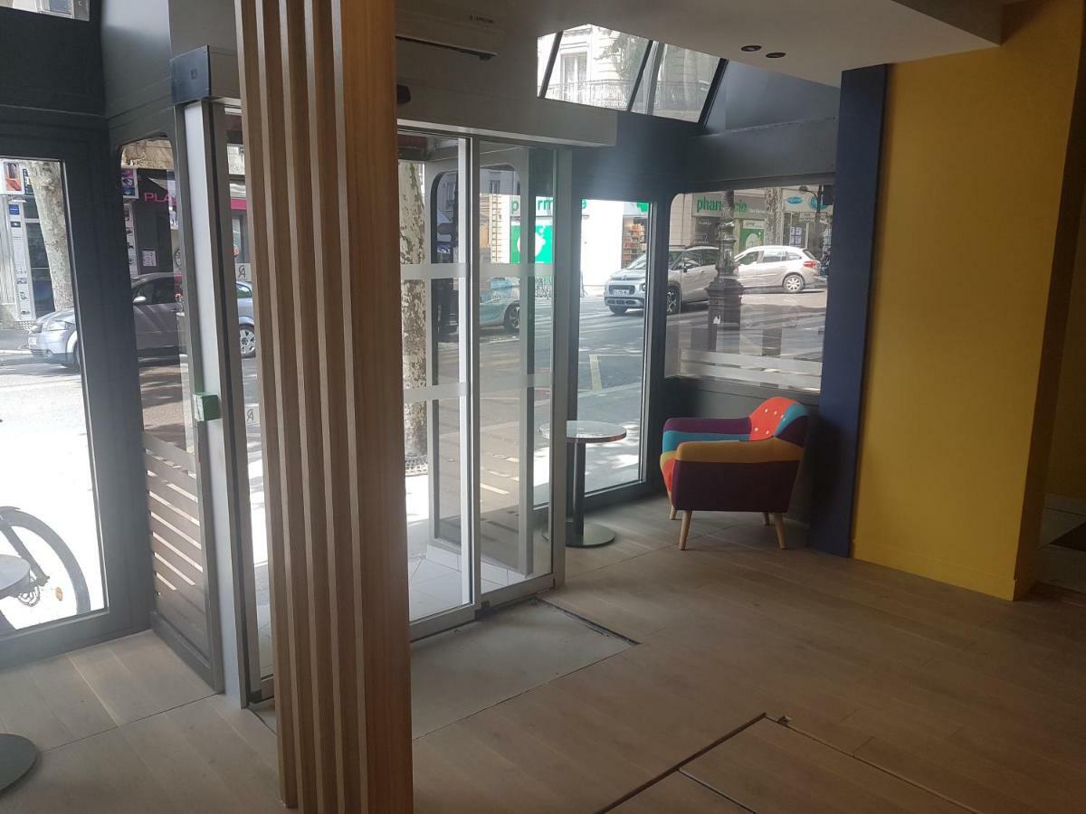 Panam Hotel Paris Gambetta- Place Gambetta-Mairie Du 20 Emme Exterior foto