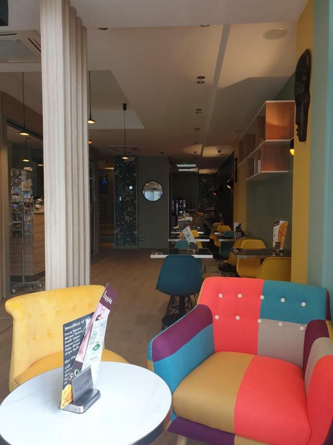 Panam Hotel Paris Gambetta- Place Gambetta-Mairie Du 20 Emme Exterior foto